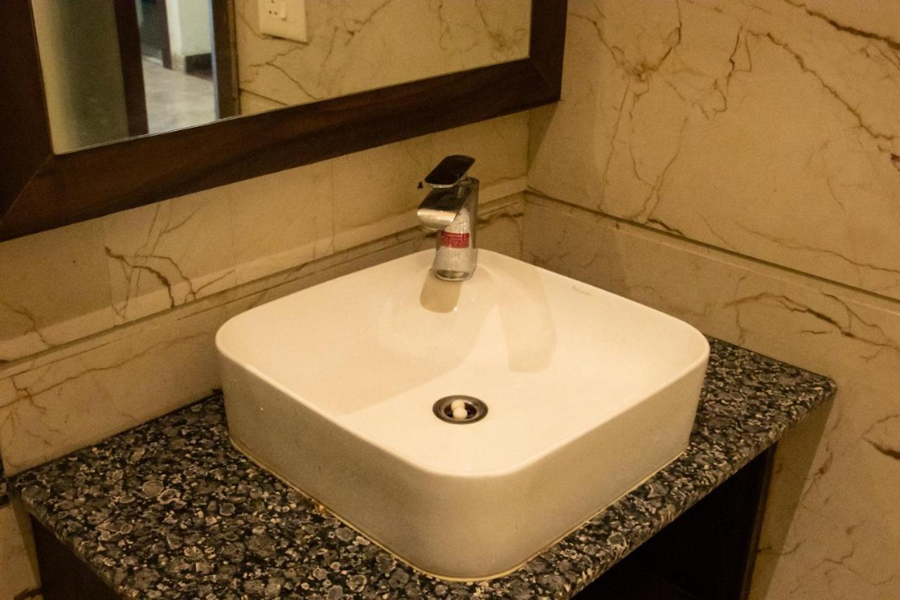 Sourav Park Inn Agra  Eksteriør billede